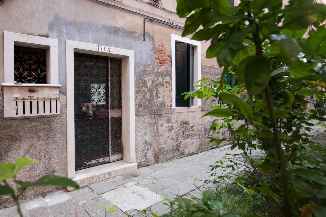 Casa Del Melograno Acomodação com café da manhã Veneza Exterior foto